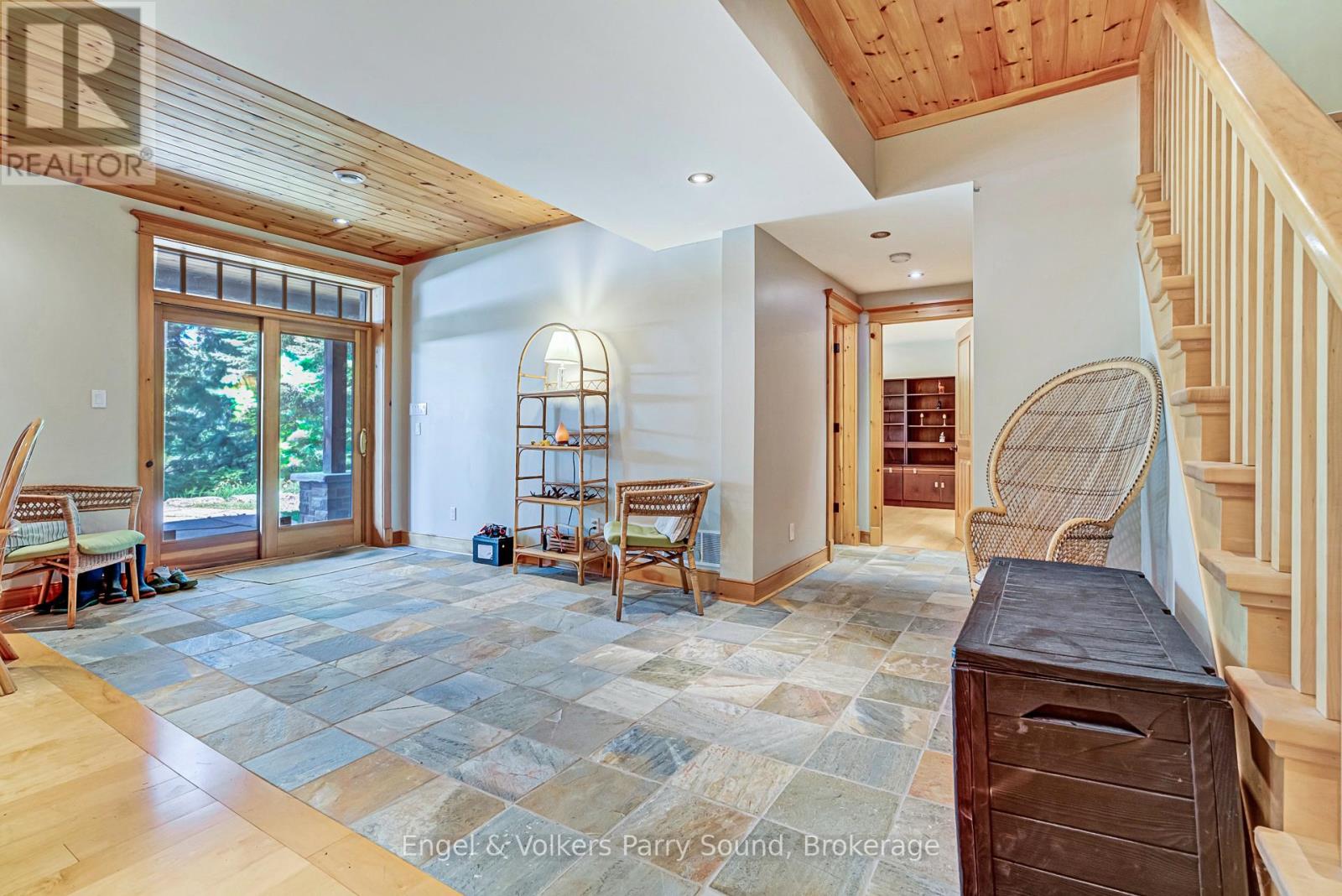 Finished lower-level recreation room