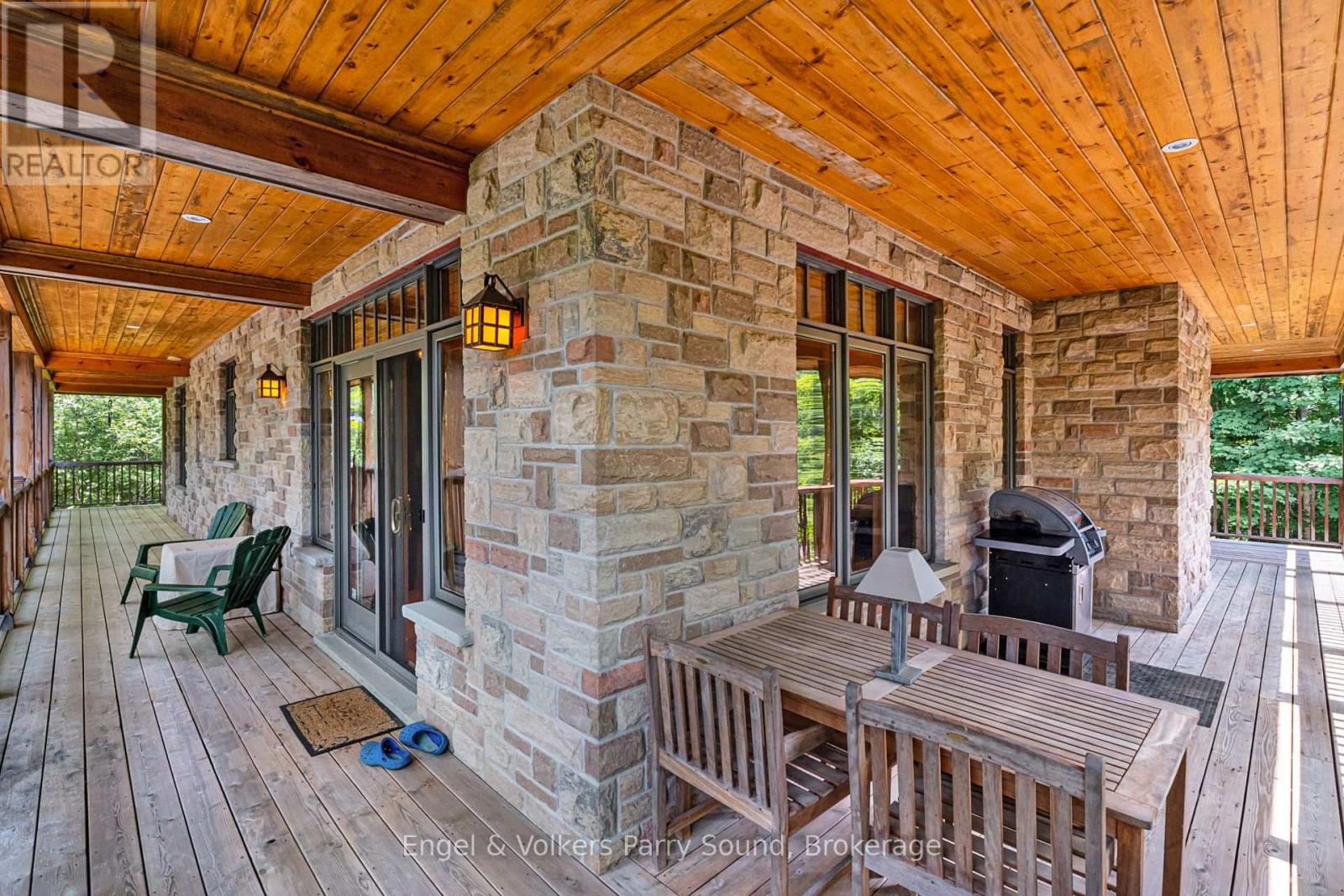 Additional view of the Limestone Lake property, photograph 3